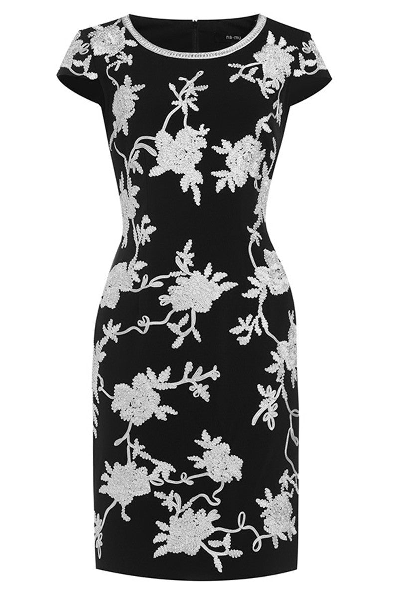 Round Collar Floral Embroidery Slim Dress
