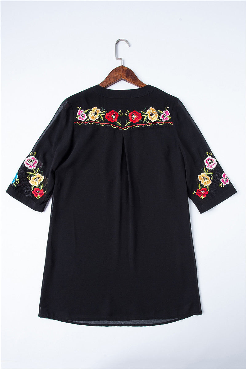 V Neck Embroidery Vintige Short T-shirt
