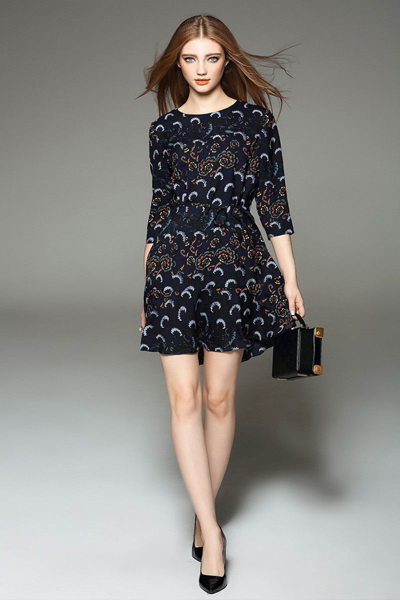 Round Collar Vintage Pattern Ruffle Hem Lacing Waist Linen Dress