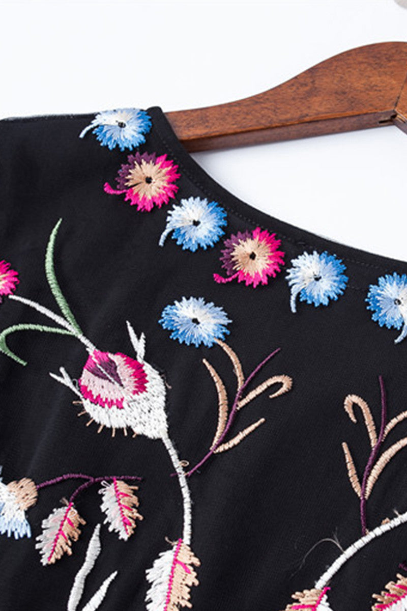 A round collar half lace sleeve black sea embroidery morality vintage thin dress