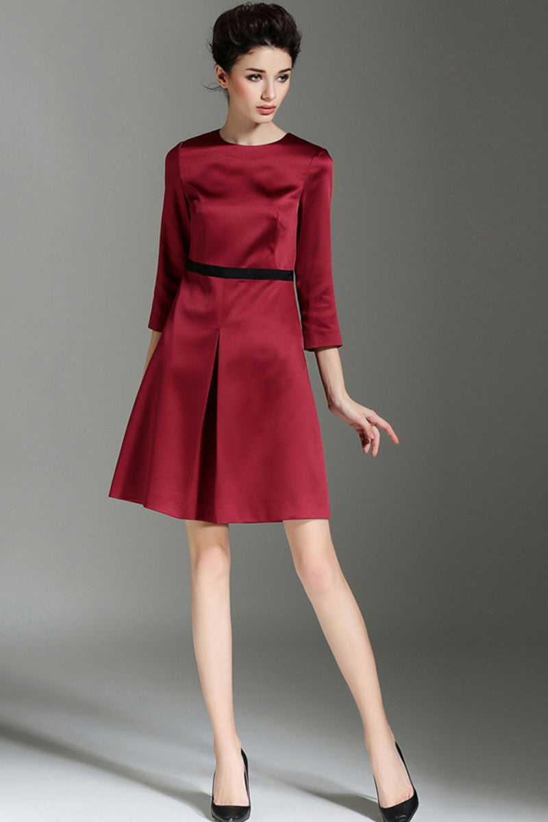 Round Collar Slim Pleat Formal Dress