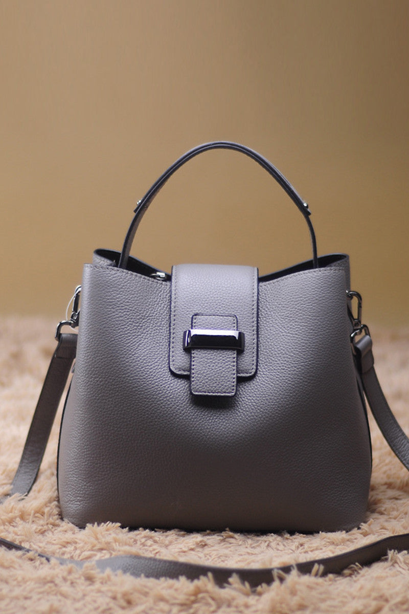 Solid Saddle Bucket Bag